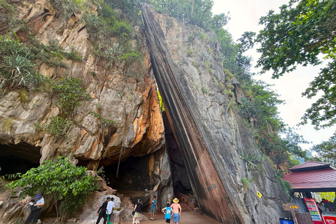 Phuket : visite privée de James Bond, Ko Panyi et Samet NangshePhuket : visite privée à James Bond, Ko Panyi et Samet Nangshe