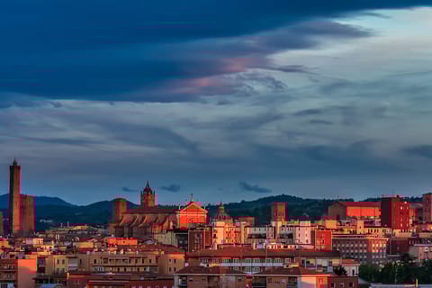 Bologna: City History Guided Walking Tour - Small Group