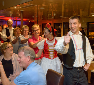 Budapest: Danube Cruise with Folk Dancing and Drinks
