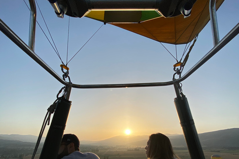 Barcelone : vol privé en montgolfièreTour privé en montgolfière à Barcelone