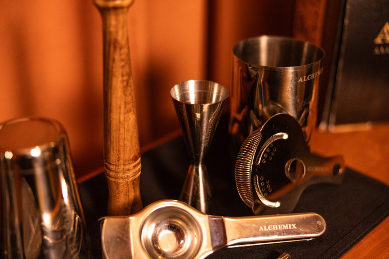 Nashville: Sip History Cocktail Class with 3 Cocktails Sun-Thu