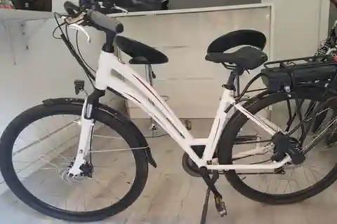 Rzym: wypożyczalnia rowerów elektrycznych