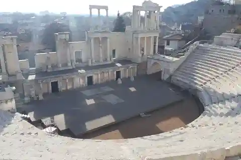 From Sofia: Plovdiv Day Tour with Transfer