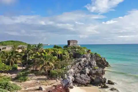 Tulum: Guided Bike Tour of Tulum Ruins, Tacos & Cenote