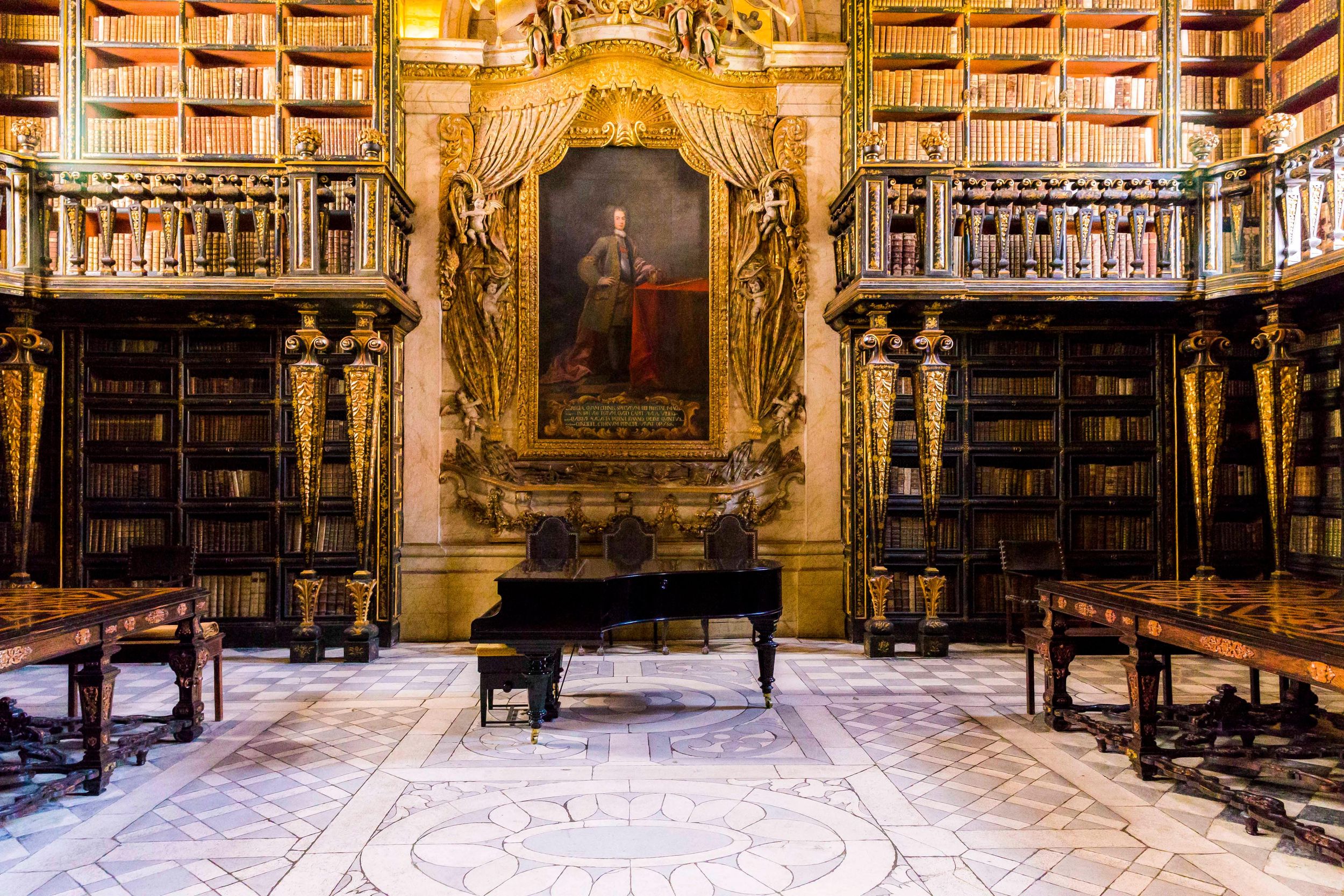 Rundgang durch die Universität von Coimbra