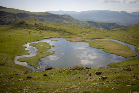 Offroad to Sevan, Areni, Selim Caravanserai &amp; Noravank