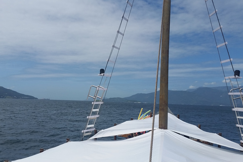 Rio de Janeiro: Angra dos Reis, Bootsfahrt zu den Inseln und Mittagessen