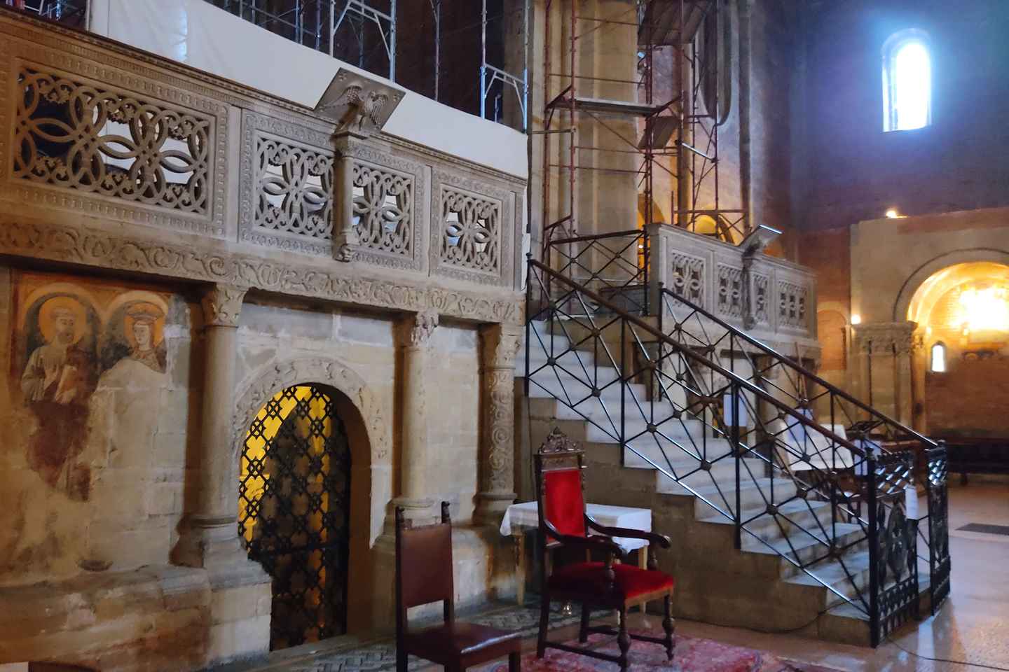 Pavia private guide: hundred towers on the Ticino river