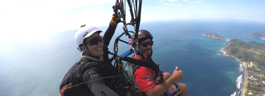 Jaco : Vol en parapente en tandem de 1 500 pieds avec vue sur la plage