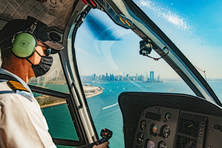 Dubái: paseo en helicóptero desde The PalmVuelo compartido de 17 minutos