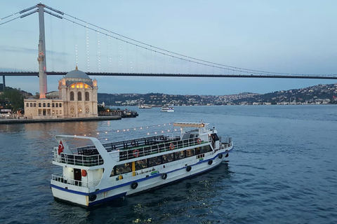 Istambul: Passeio pelos destaques da cidade antiga e cruzeiro pelo BósforoIstambul: excursão pelos destaques da cidade velha e cruzeiro no Bósforo