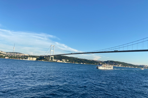 Istambul: Passeio pelos destaques da cidade antiga e cruzeiro pelo BósforoIstambul: excursão pelos destaques da cidade velha e cruzeiro no Bósforo