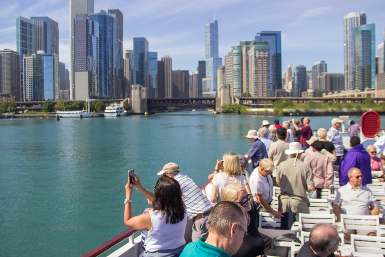 Chicago: Crucero fluvial de arquitectura familiar de 45 minutosCrucero desde el punto de encuentro en Michigan Avenue