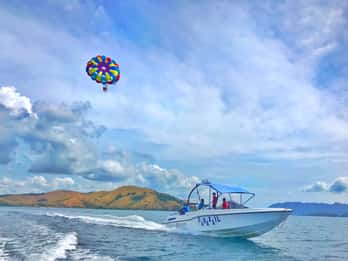 Coron: Experiência de parapente