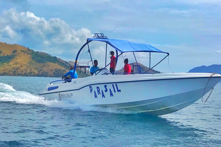 Coron: Private Inselhüpftour auf einer Yacht oder einem SchnellbootPrivate Yachttour mit Abholung und Rückgabe