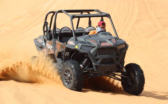 Dubai Morgen Wüste Abenteuer mit Dune Buggy Ride
