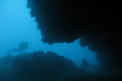 Athènes: plongées aventure à Nea Makri pour plongeurs certifiésAthènes côte Est: 1 plongée à terre - 3 heures