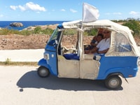 Polignano uma égua, Tuk-Tuk Tour ao longo da costa - Housity