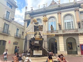 Visite à pied de Figueres et du musée Dali avec billets