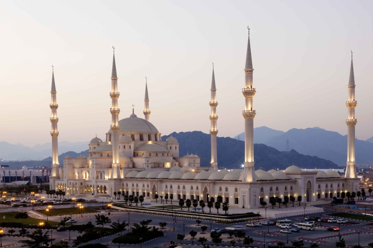 Dubai: Visita a la Mezquita del Jeque Zayed, Fujairah y KhorfakkanVisita privada en inglés