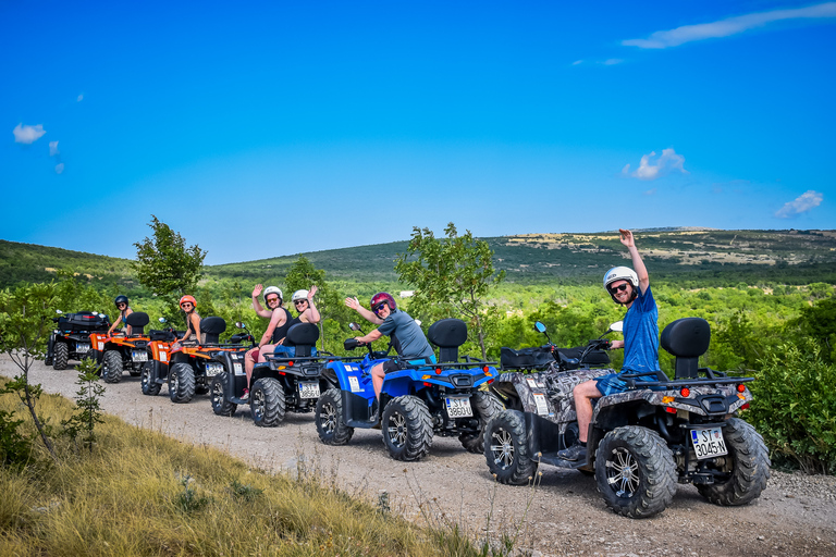 Vanuit Split: ATV Quad bergtocht met picknickTandemtocht met transfer vanuit Split