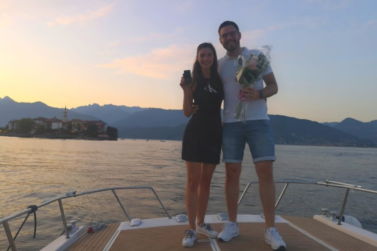 Lago Maggiore: traslado de ida y vuelta en barco a las islas BorromeasTraslado desde Stresa