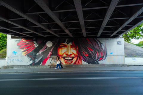 Gdańsk: Wrzeszcz and Shipyard District Private Bike Tour Golden Hour Ride – Gdańsk on evening mood Photo Stops