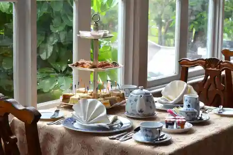 Nassau: Afternoon Tea at Graycliff Hotel and Restaurant