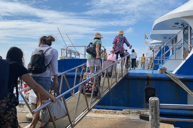 Krabi : transfert en ferry vers/depuis Koh Phi Phi avec transfert en vanKrabi à Koh Phi Phi sans prise en charge à l'hôtel