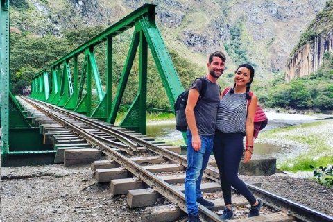 Von Cusco aus: Machu Picchu 2-Tages-ÜbernachtungsreiseMachu Picchu Reise mit Rückkehr mit dem Zug