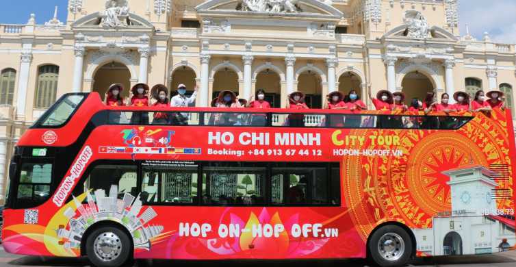 How to Cross a Ho Chi Minh City Street and Survive • Travel Tales