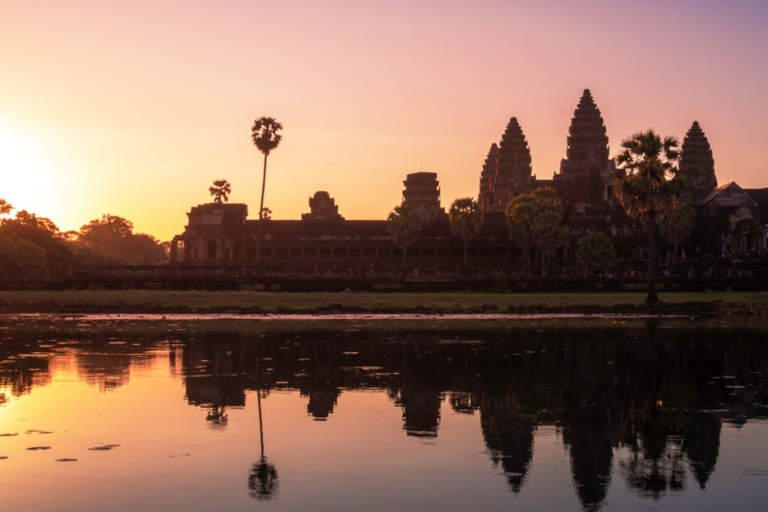 Siem Reap: Private Jeep- und Bootstour mit mehreren Stopps in Angkor