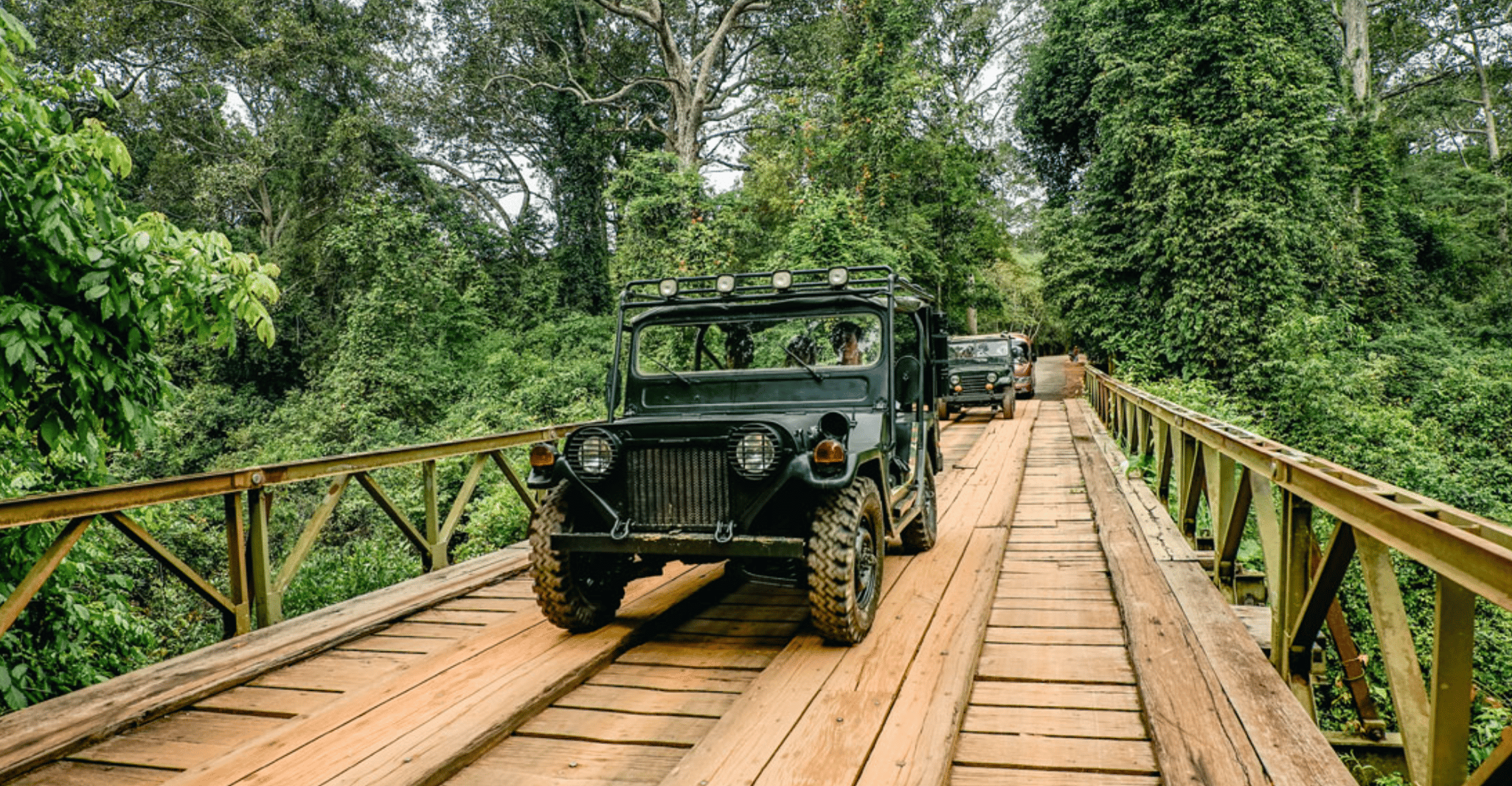 Siem Reap, Private Multi-Stop Jeep and Boat Tour in Angkor - Housity