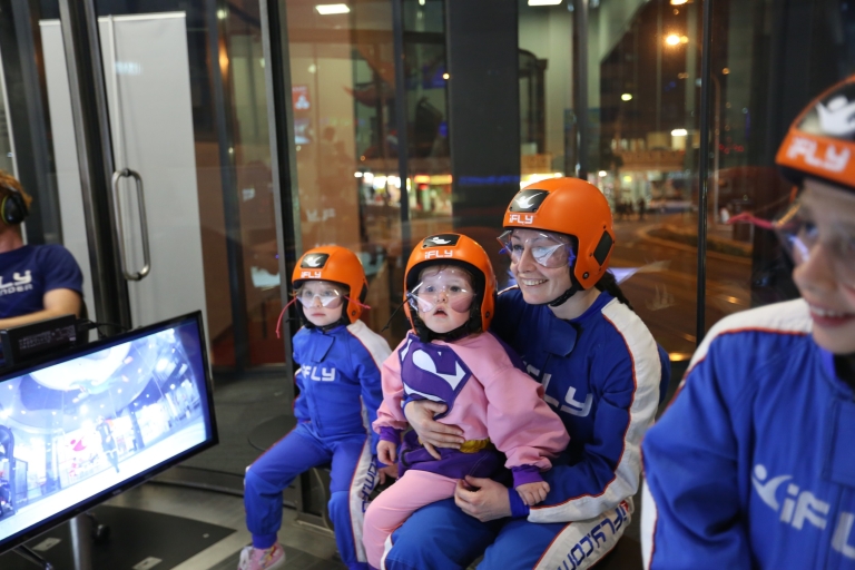 Sydney: Indoor-Fallschirmsprung-ErlebnisIndoor Skydiving-Erlebnis für Familie und Freunde