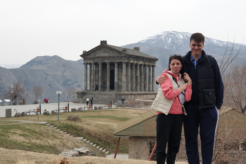 Desde Ereván: excursión de un día a Khor Virap, Garni y Geghard