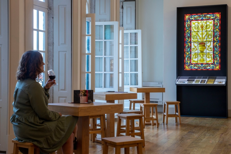 Porto: billet d'entrée au Museu do Vitral et dégustation de vinBillet Famille