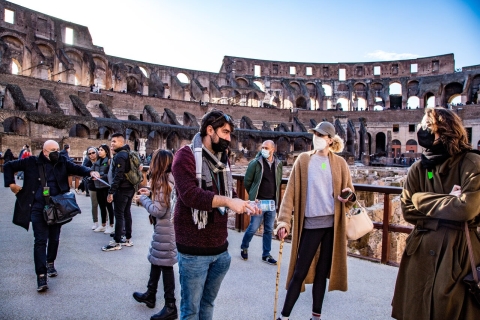 Roma: Coliseo con acceso a la arena y visita guiada al Foro Romano