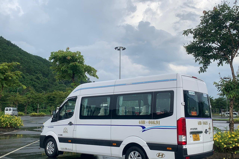 Från Hoi An: Enkelriktad skyttelbuss till Hue