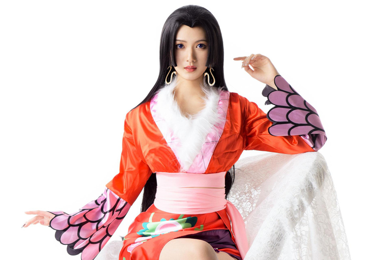 Osaka: Anime Character Cosplay Photoshoot