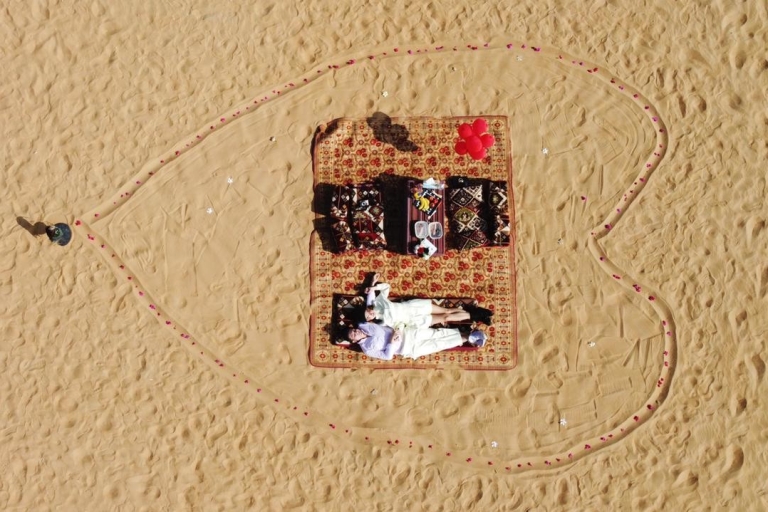 Dubaï : visite privée en montgolfière au-dessus du désert de Dubaï
