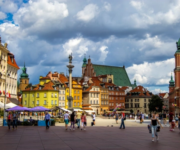 Warsaw: Old Town Highlights Walking Tour in English