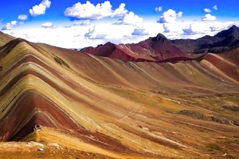 Cusco : Rainbow Mountain Tours Full day Trek with meals From Cusco: Rainbow Mountain Hiking Trip with Transfer