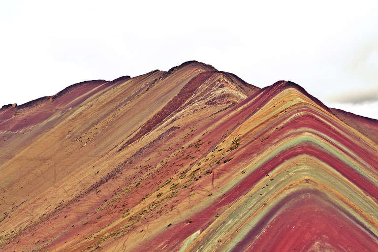 Cusco: Rainbow Mountain Tours Całodniowa wędrówka z posiłkamiZ Cusco: wycieczka piesza po Rainbow Mountain z transferem