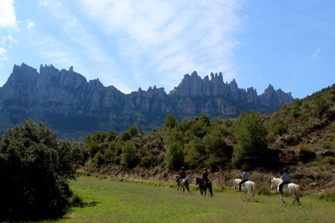 Desde Barcelona: Paseo a caballo por el Parque Nacional de Montserrat