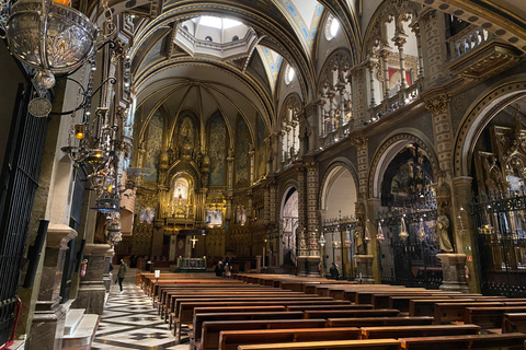 Ab Barcelona: Reittour im Nationalpark Montserrat