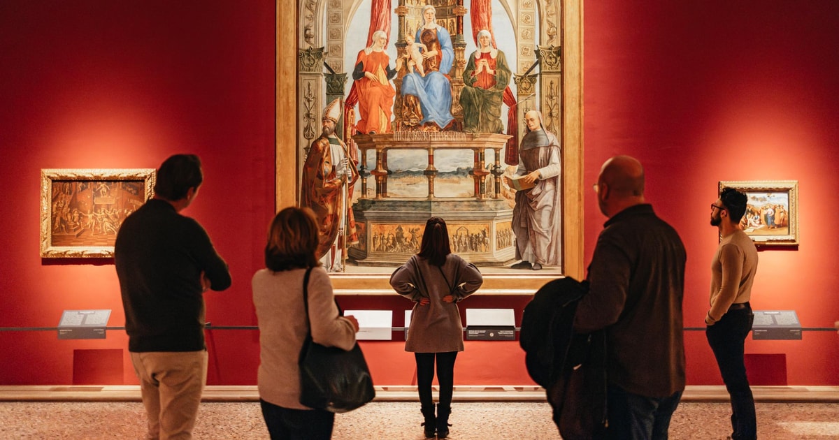 Milan: Pinacoteca Art Gallery and Brera District Guided Tour