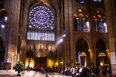 Paris: Notre-Dame Guided Tour with Reserved Entrance