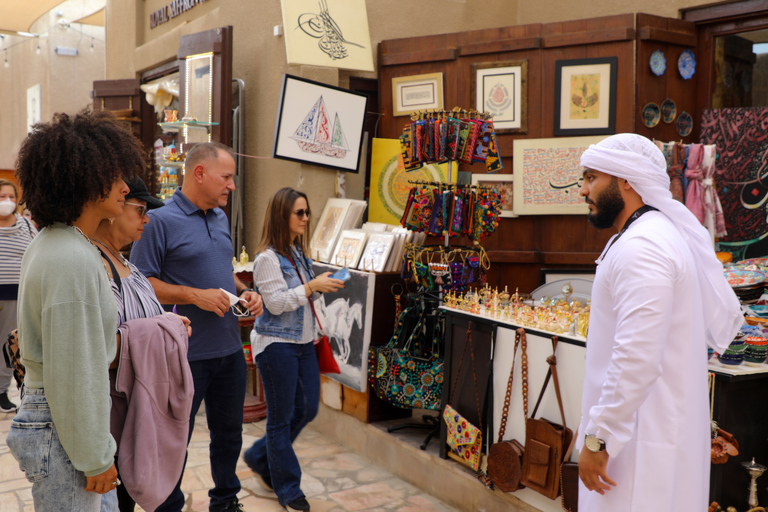 Dubai: Guided Walking Tour with Tea and Abra Water Taxi Shared Tour with English-speaking guide