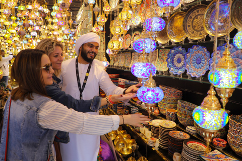 Dubai: Guided Walking Tour with Tea and Abra Water Taxi Shared Tour with English-speaking guide