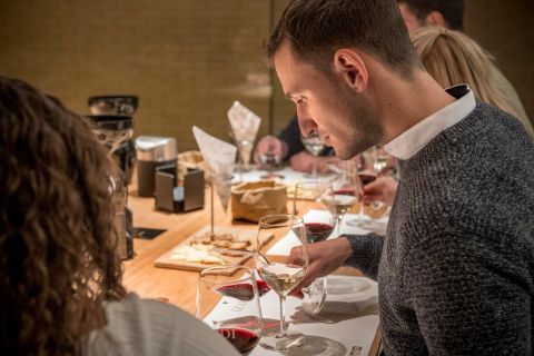 Eskuernaga: Basque Wine Tasting and Winery Tour